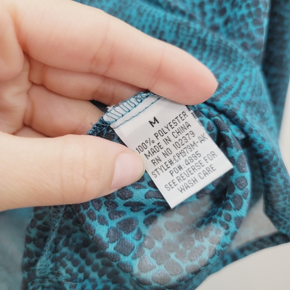 💕 Brooke Leigh Teal Animal Print High Low Blouse Top Women's Size Medium - Picture 5 of 9